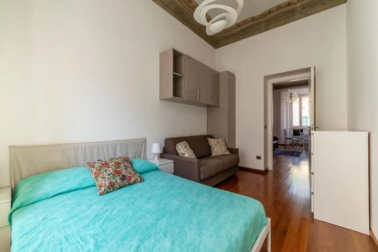 Vittorio Emanuele Elegant Apartment 로마