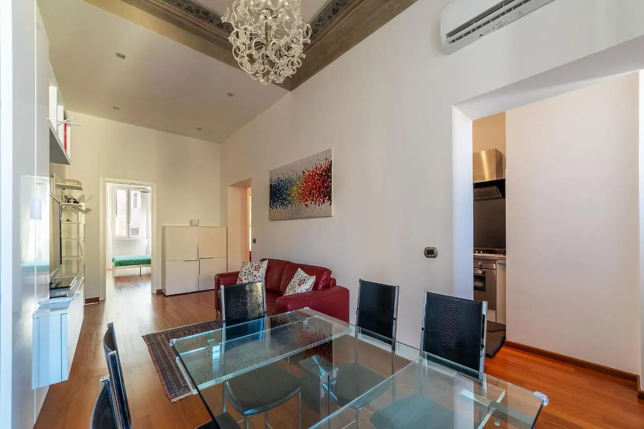 Vittorio Emanuele Elegant Apartment 로마