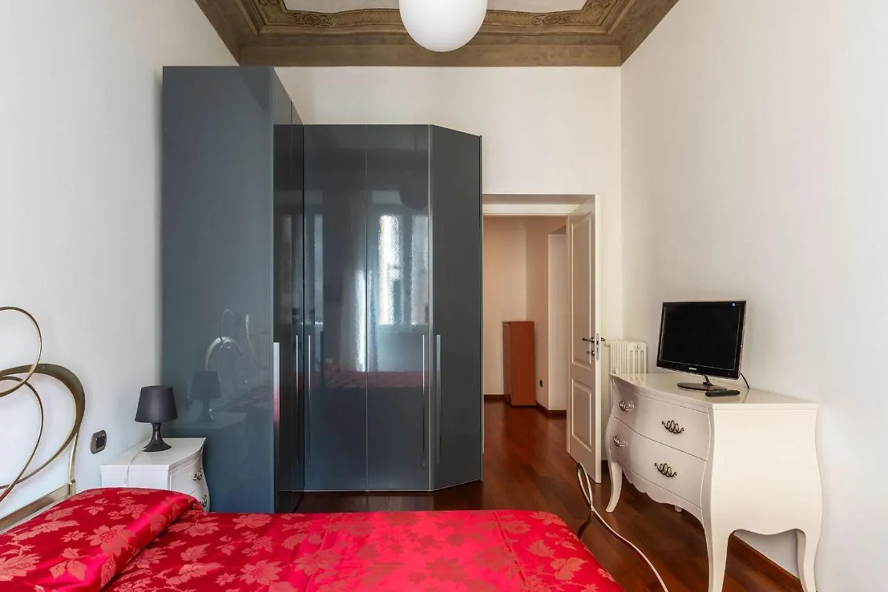 Vittorio Emanuele Elegant Apartment 로마